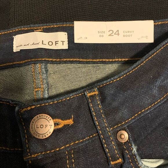 NWT! Loft curvy bootcut dark wash jeans - Picture 4 of 10